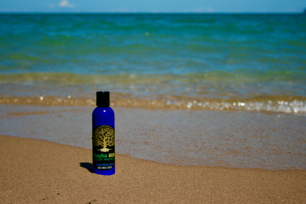 
            
                Load image into Gallery viewer, CBD-rich RaphaSun uses all-natural, organic ingredients that block UV rays without harmful chemicals. Made with red raspberry oil, carrot seed oil, coconut oil, and 100% pure CBD oil. The formula protects from harmful UV rays while still allowing the body to produce vitamin D naturally.
            
        